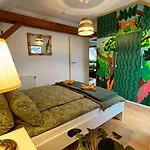 Rooftop Arts&crafts Apartment, Zentral Und Ruhig, 3 Dachterrassen Апартаменты Аугсбург