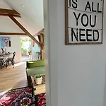 Rooftop Arts&crafts Apartment, Zentral Und Ruhig, 3 Dachterrassen Апартаменты