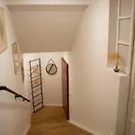 Апартаменты Rooftop Arts&crafts Apartment, Zentral Und Ruhig, 3 Dachterrassen Аугсбург