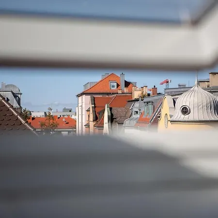 Апартаменты Rooftop Arts&crafts Apartment, Zentral Und Ruhig, 3 Dachterrassen