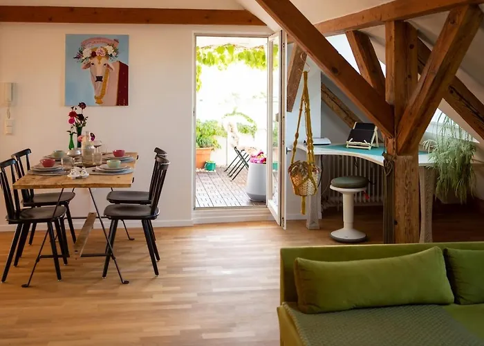 Rooftop Arts&crafts Apartment, Zentral Und Ruhig, 3 Dachterrassen *