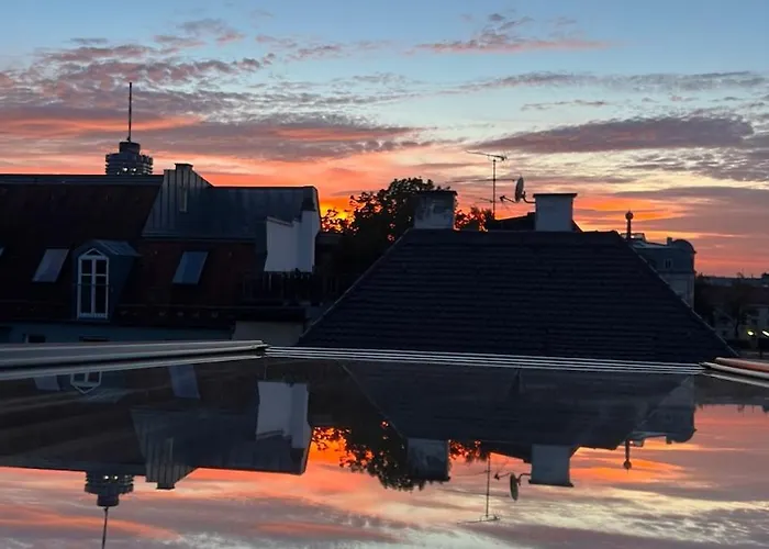 Rooftop Arts&crafts Apartment, Zentral Und Ruhig, 3 Dachterrassen Appartement *